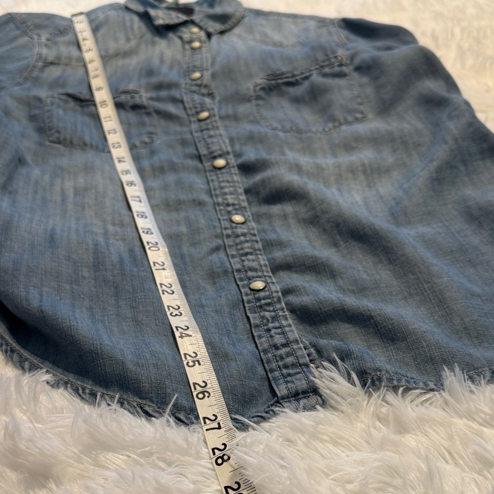 American Eagle Outfitters Light Blue Boyfriend Fit Shirt - Picture 8 of 8